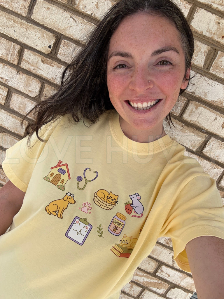 Cottage Vet Vibes T-Shirt | Cute Veterinary Tee for Vet Med Pros | Love Huvet