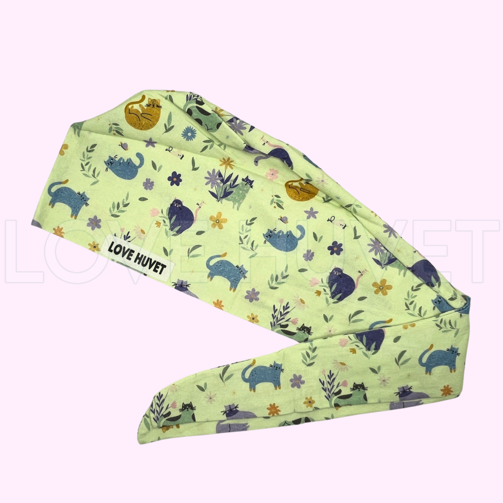 Floral Felines Scrub Cap | Love Huvet